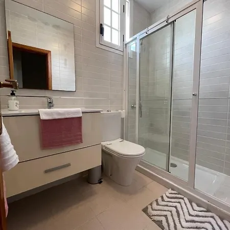 Gustamar 10 Appartement *