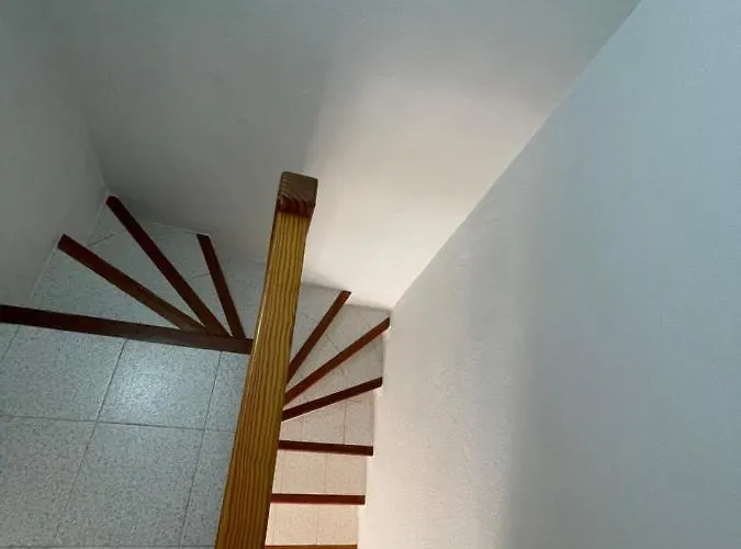 Lejlighed Gustamar 10 *